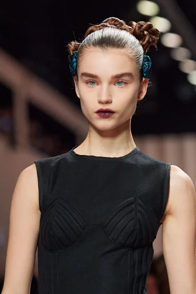 Look 73